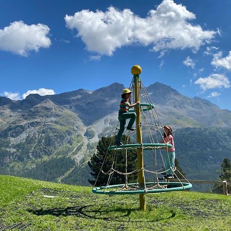 Randolins Familienresort St. Moritz Exterior foto