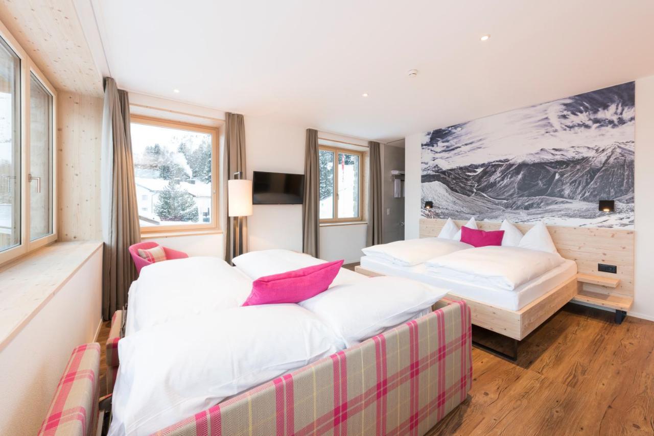 Randolins Familienresort St. Moritz Exterior foto