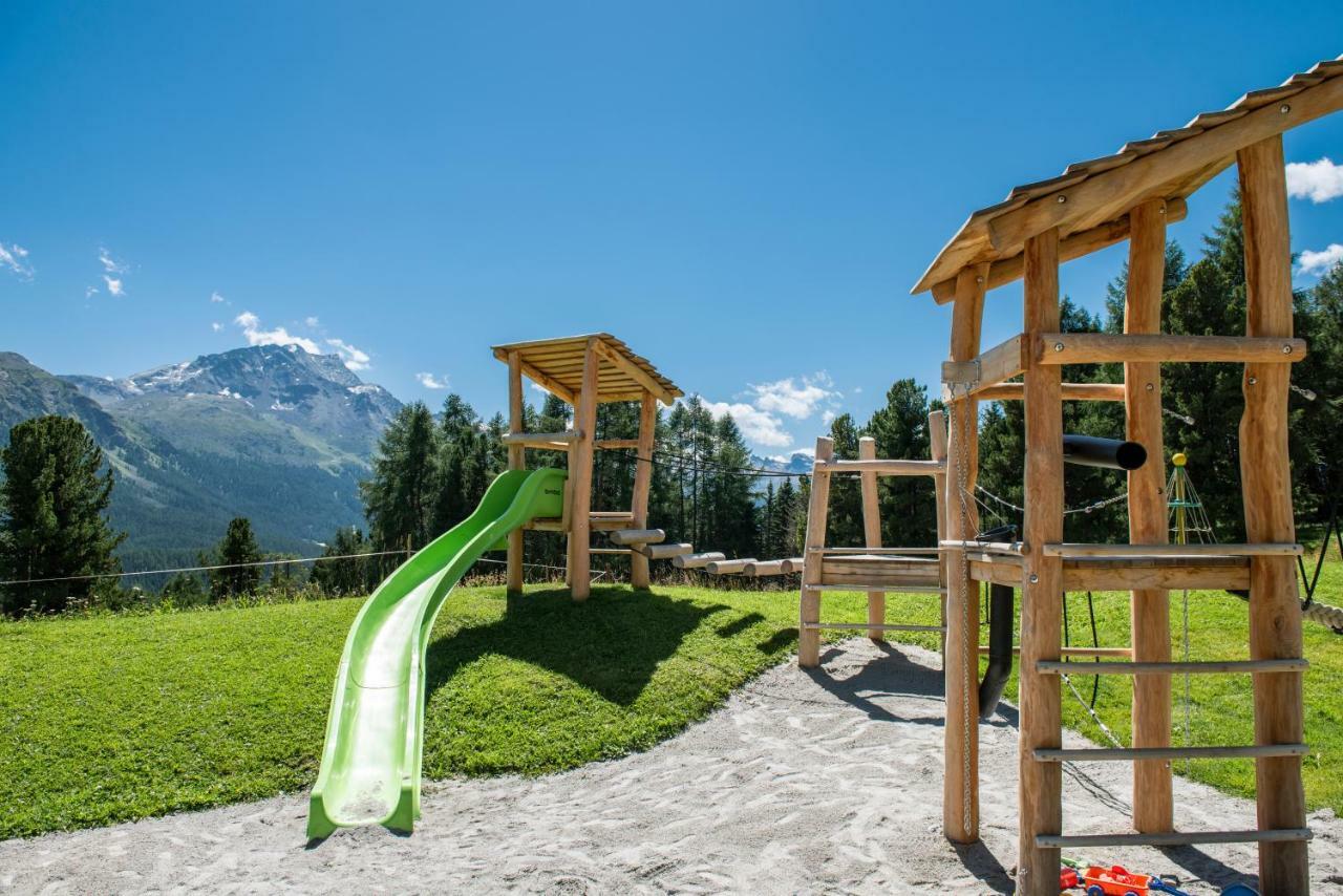 Randolins Familienresort St. Moritz Exterior foto